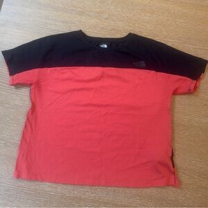 The North Face Cropped Short Sleeve Tee